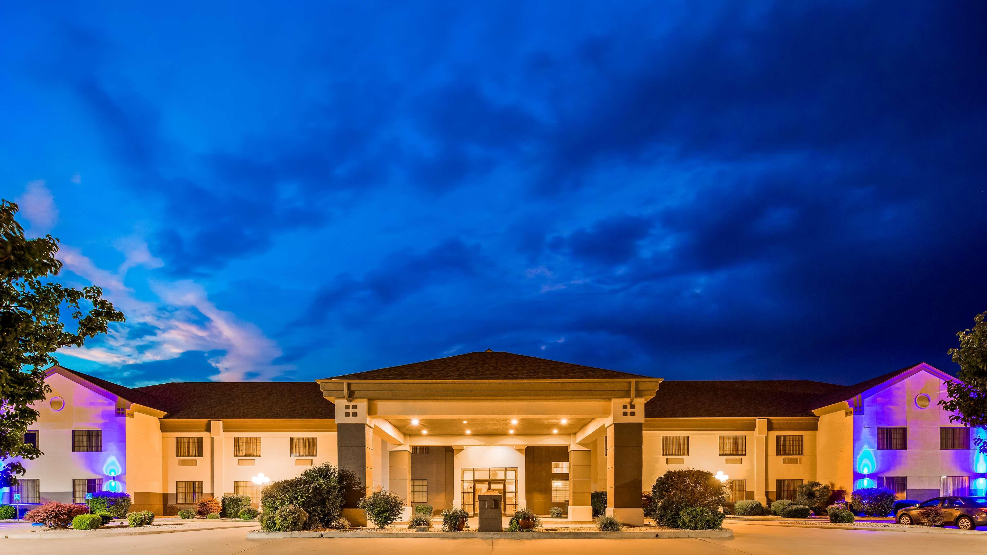 Best Western Locust Grove Inn & Suites Eksteriør billede