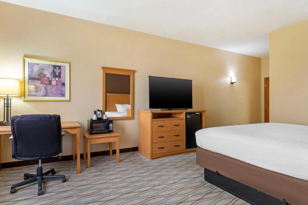 Best Western Locust Grove Inn & Suites Eksteriør billede