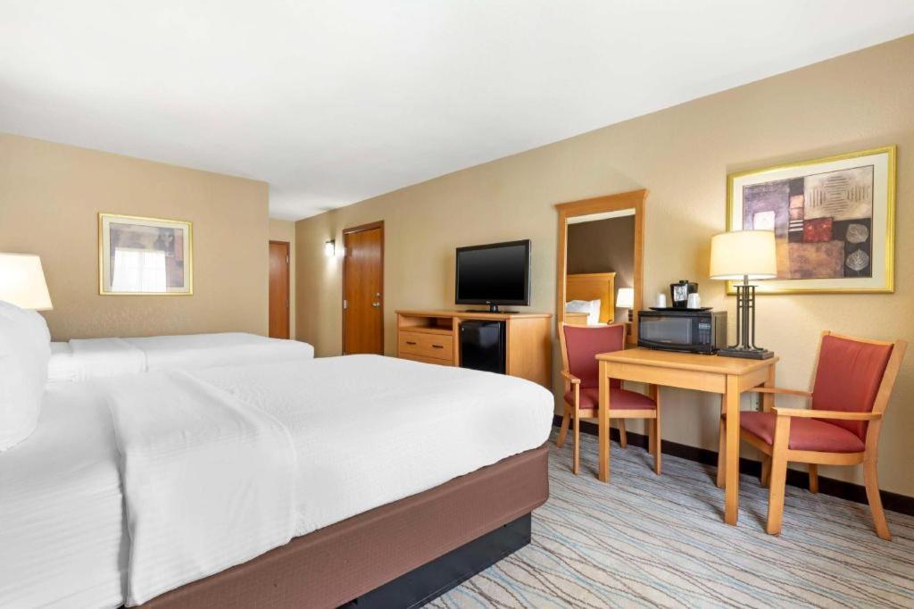 Best Western Locust Grove Inn & Suites Eksteriør billede