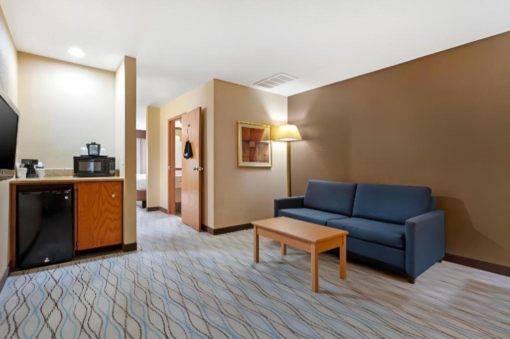 Best Western Locust Grove Inn & Suites Eksteriør billede